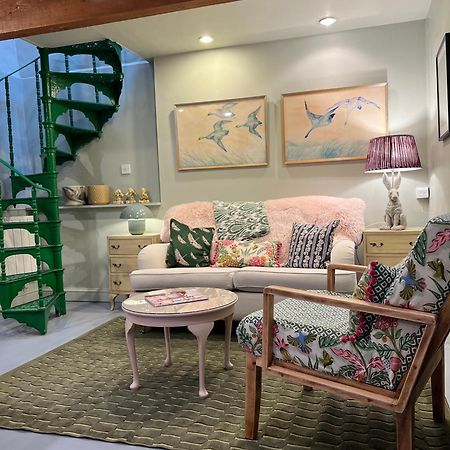 Rowan Cottage 克罗姆福德 外观 照片