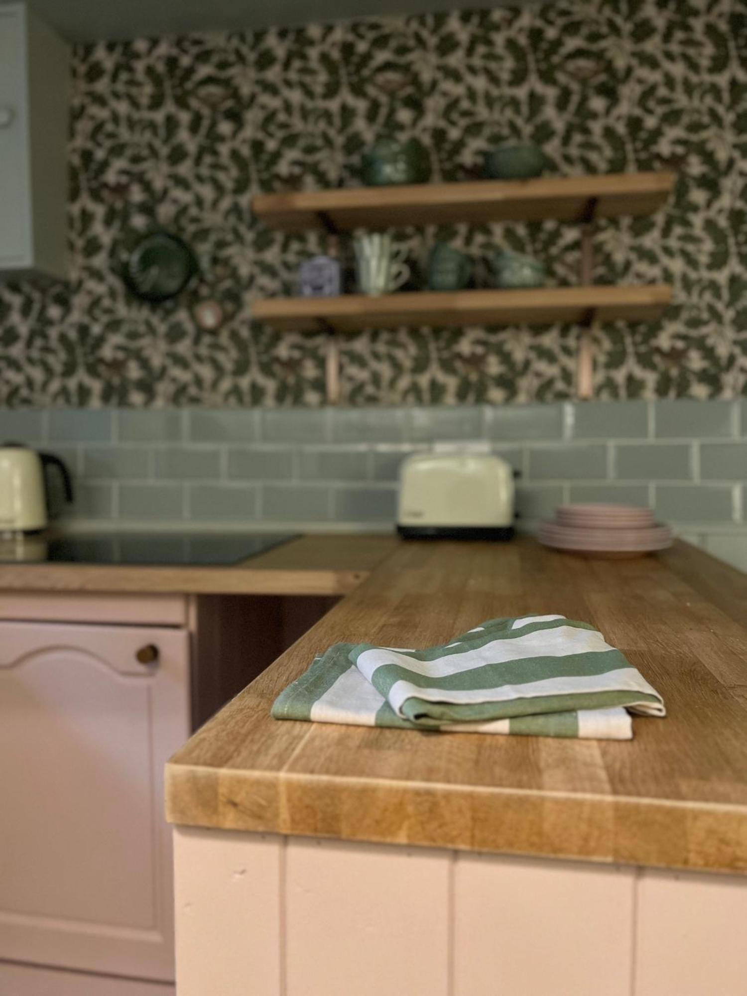 Rowan Cottage 克罗姆福德 外观 照片