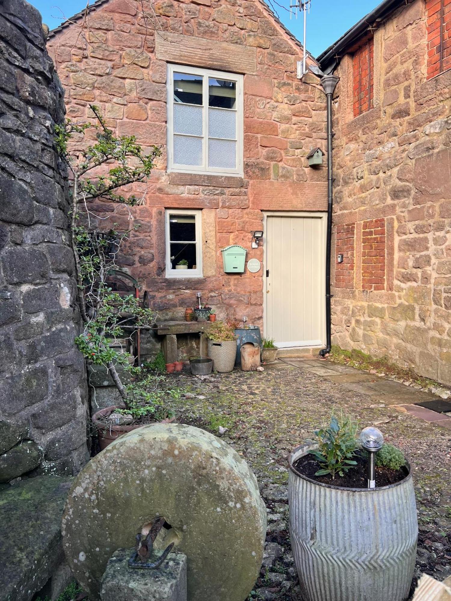 Rowan Cottage 克罗姆福德 外观 照片